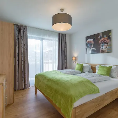 Strasser Appartement *